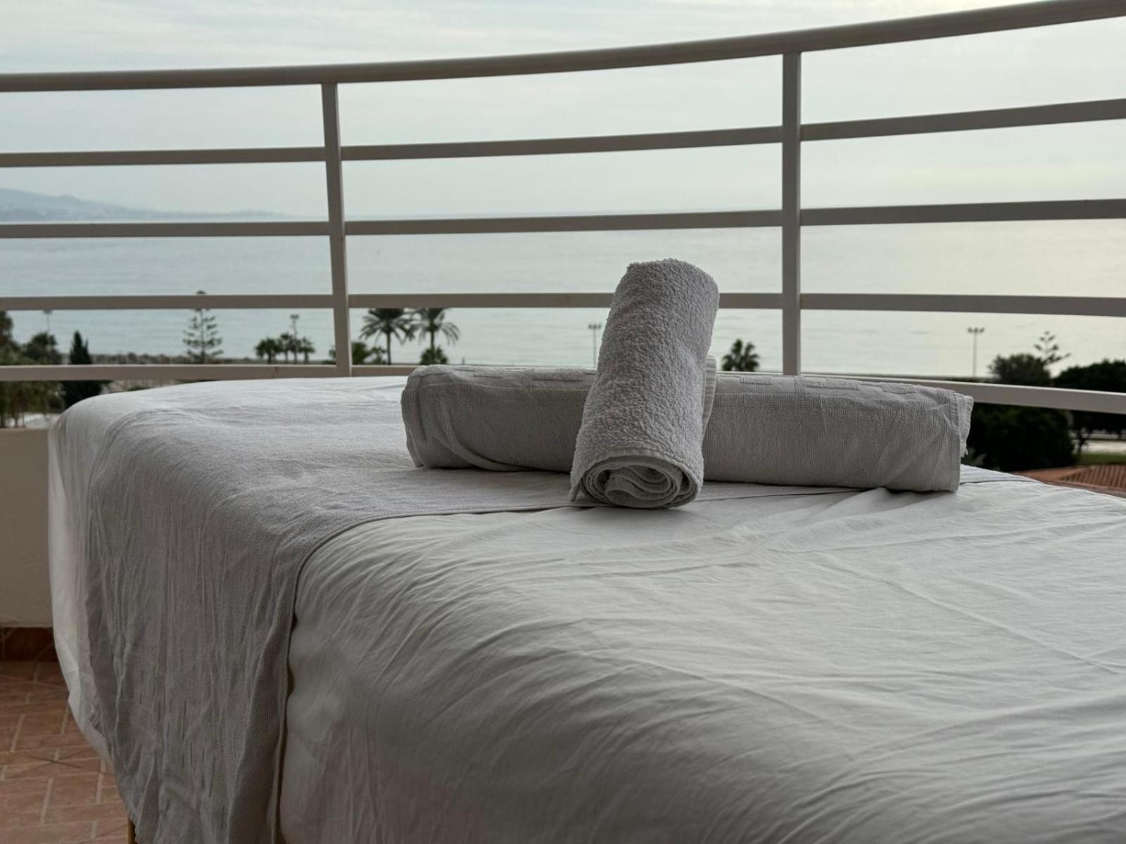 Appartamento A&N La Vega 10 Torre Del Mar Esterno foto